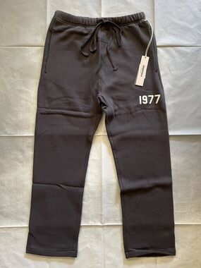 NEW Fear Of God Essentials 1977 Iron Relaxed Fit Straight Sweatpants